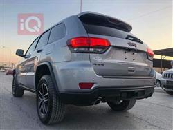 جیپ گراند شیرۆکی